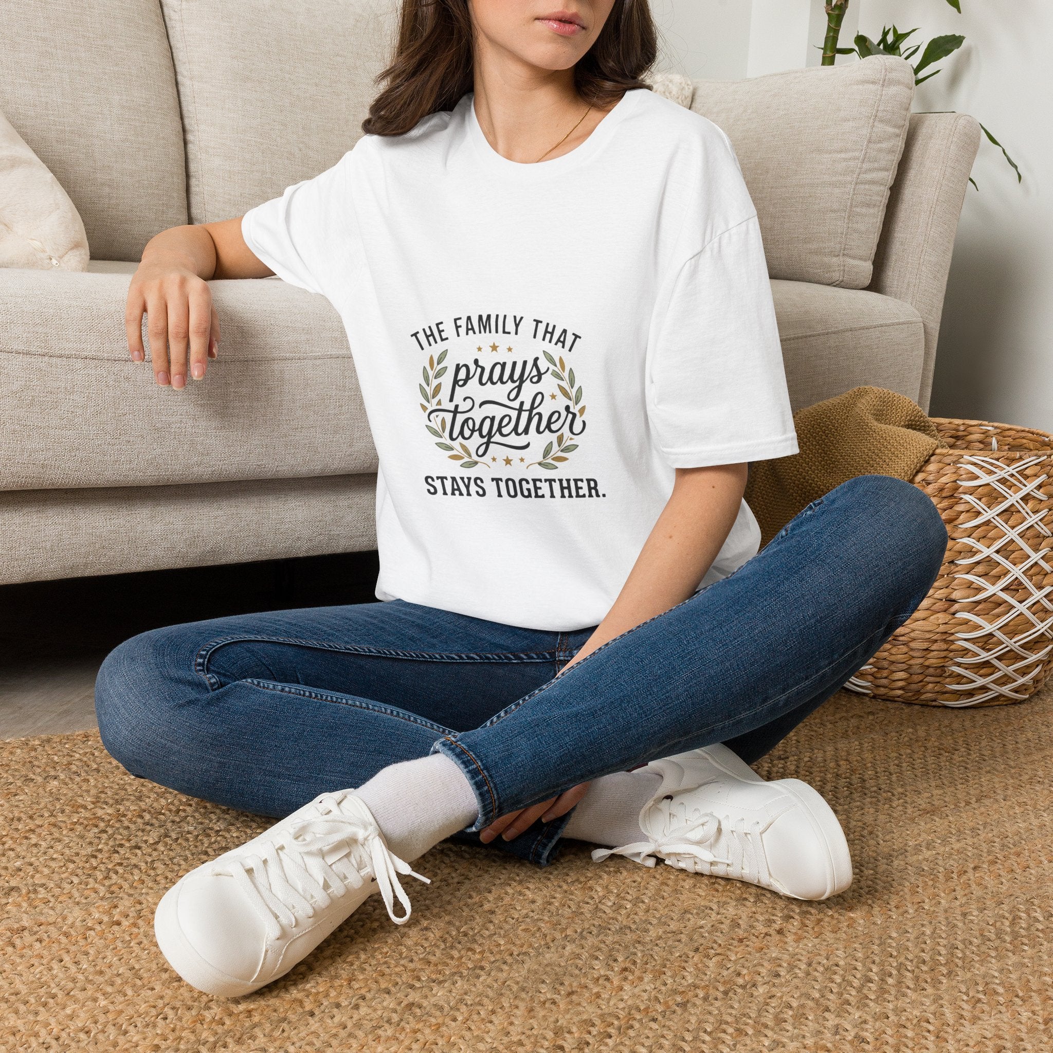 Prayer Family T-Shirt — “The Family That Prays Together” Faith Tee
